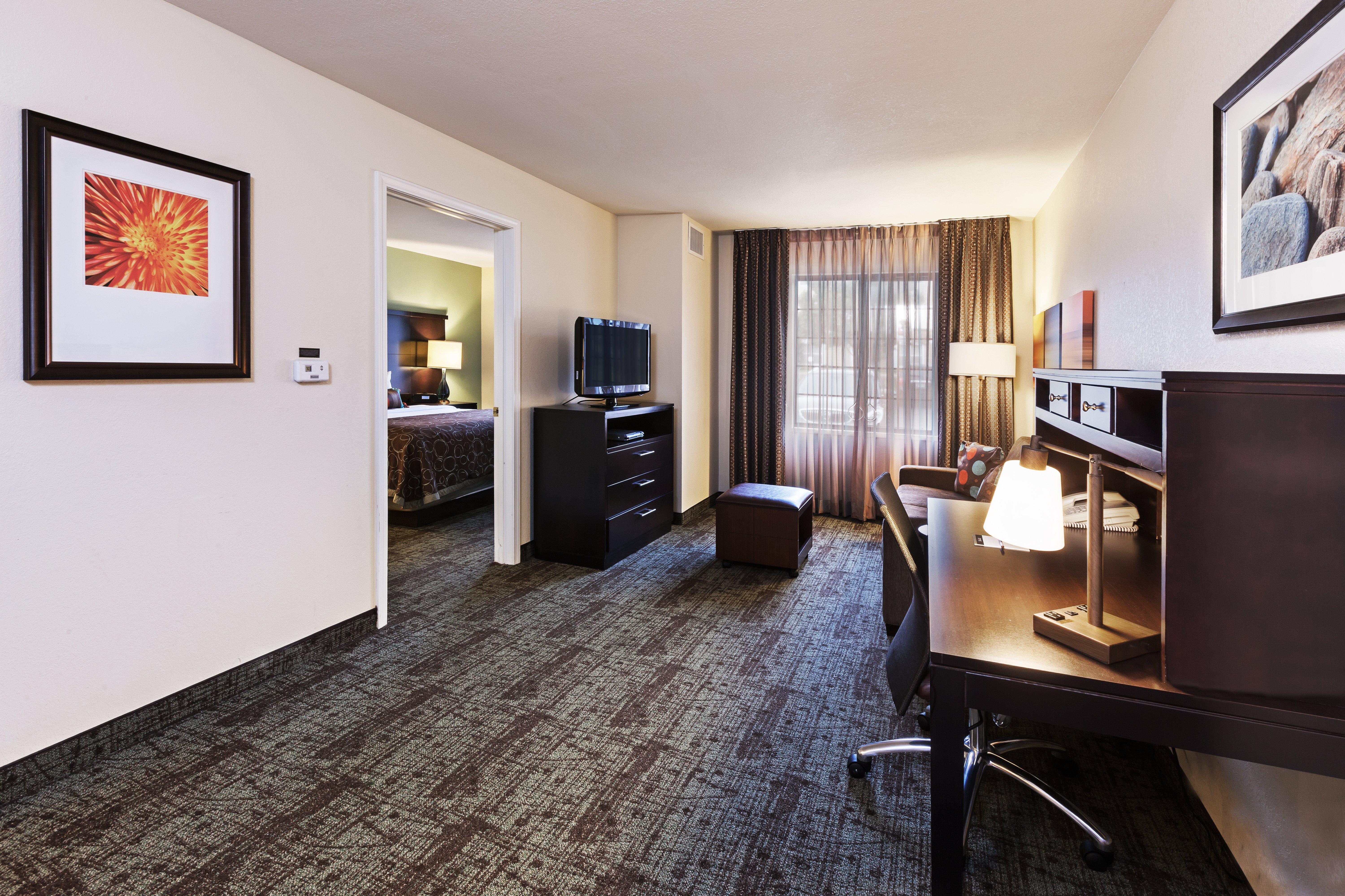 Staybridge Suites Tulsa-Woodland Hills By Ihg Exterior foto