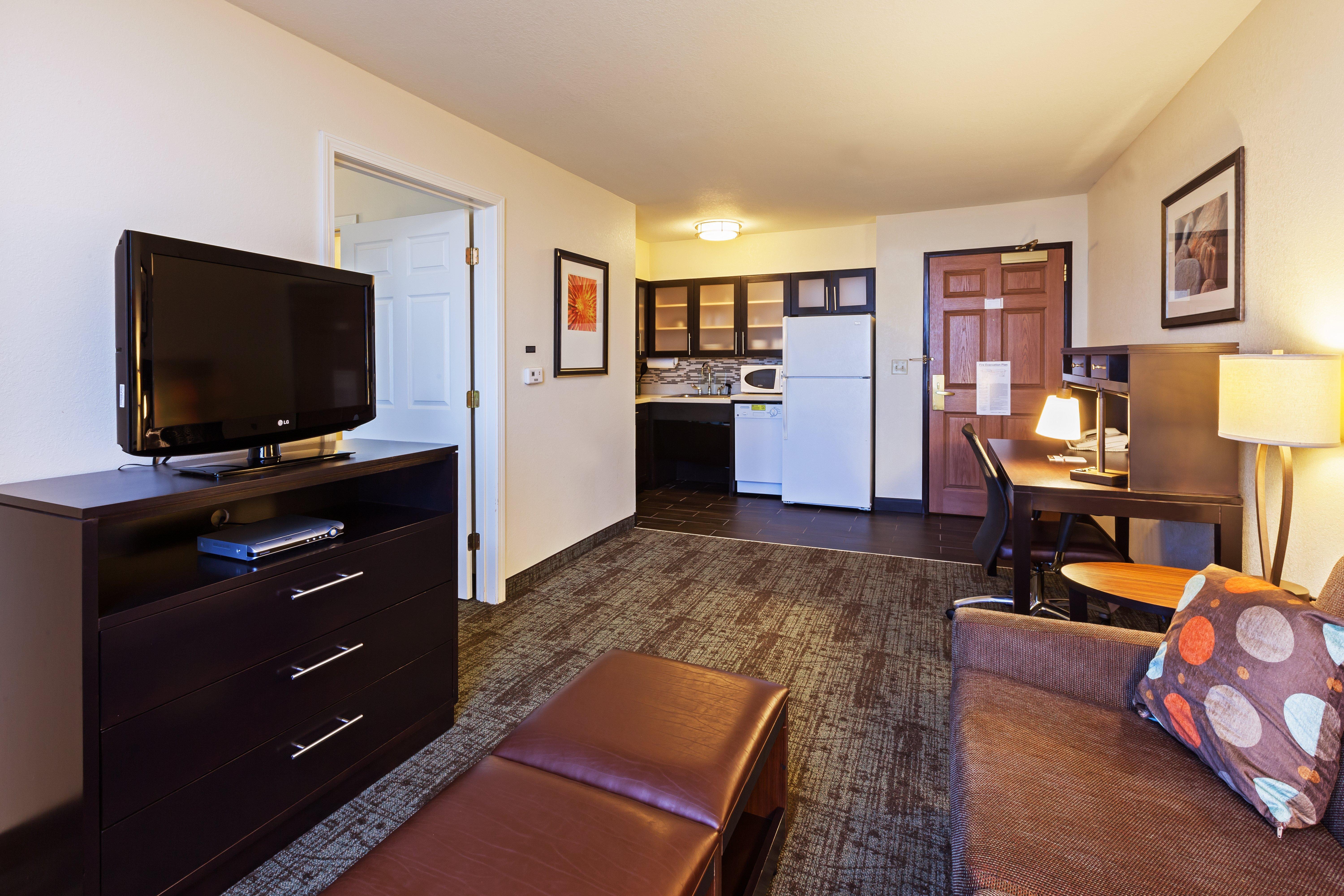 Staybridge Suites Tulsa-Woodland Hills, An Ihg Hotel Exterior foto