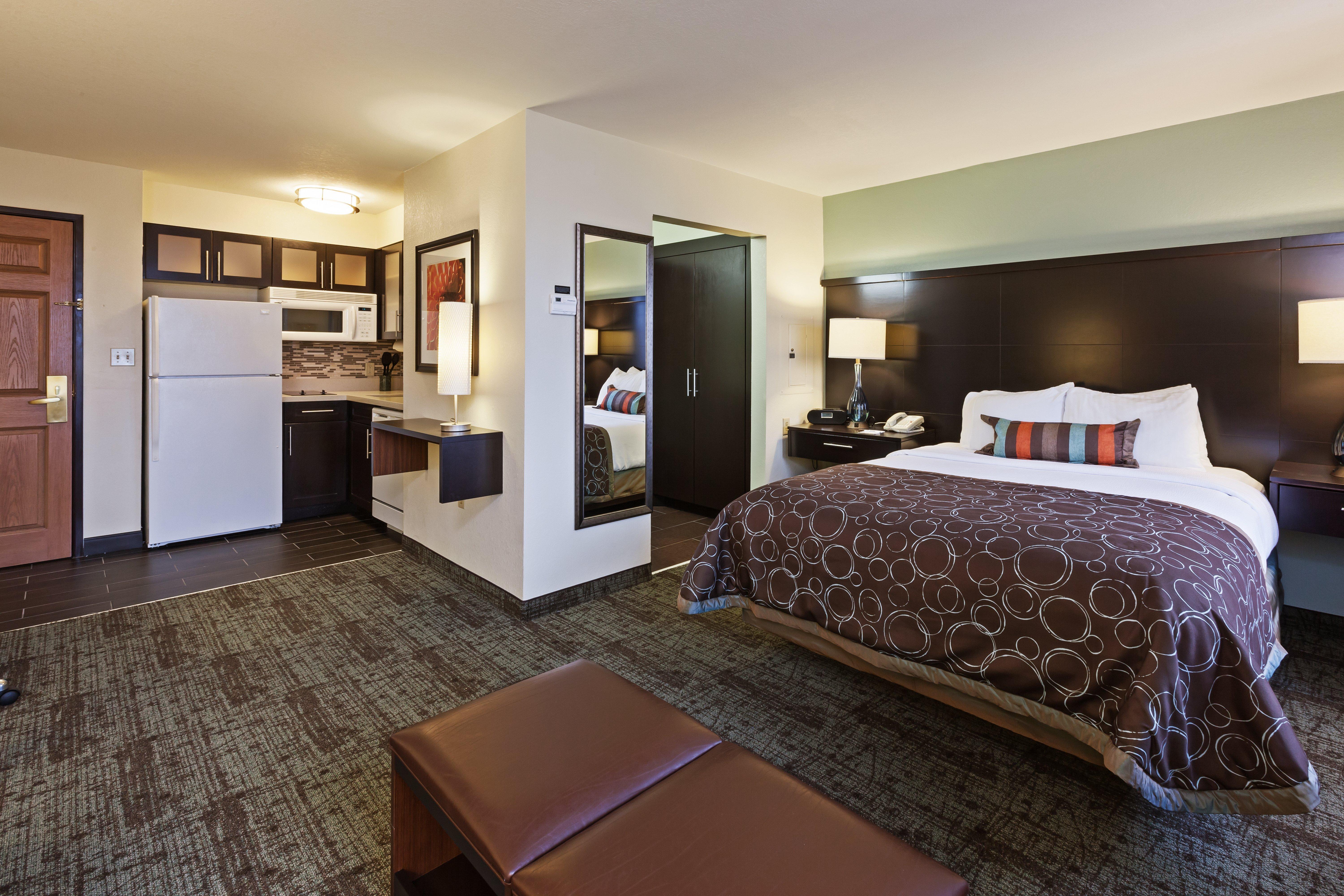 Staybridge Suites Tulsa-Woodland Hills By Ihg Exterior foto